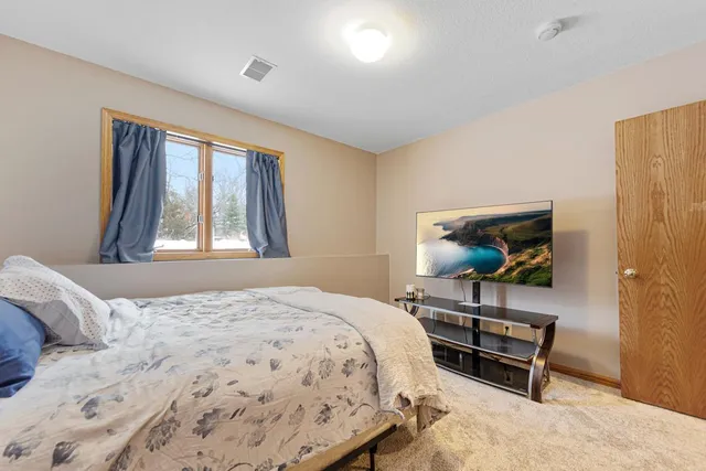 $360,000 | 613 Ash Circle, Belle Plaine, MN 56011