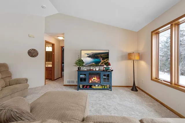 $360,000 | 613 Ash Circle, Belle Plaine, MN 56011