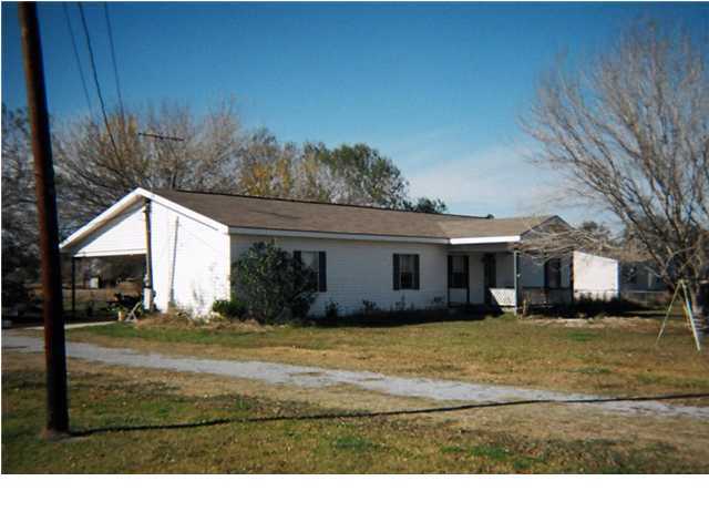 120 Roger Road Lafayette, LA 70507 - Photo 1 of 7 Primary Photo