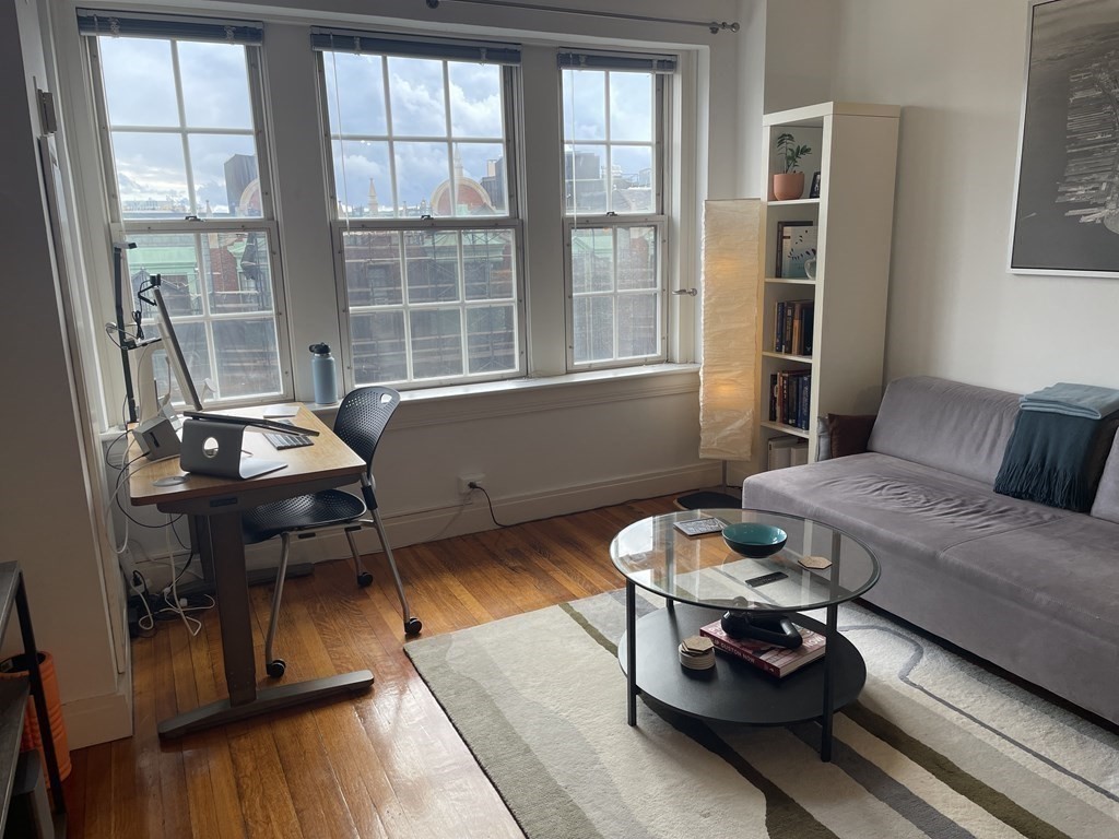 534 Beacon Street, Unit 902 Boston, MA 02215 - Photo 3 of 19