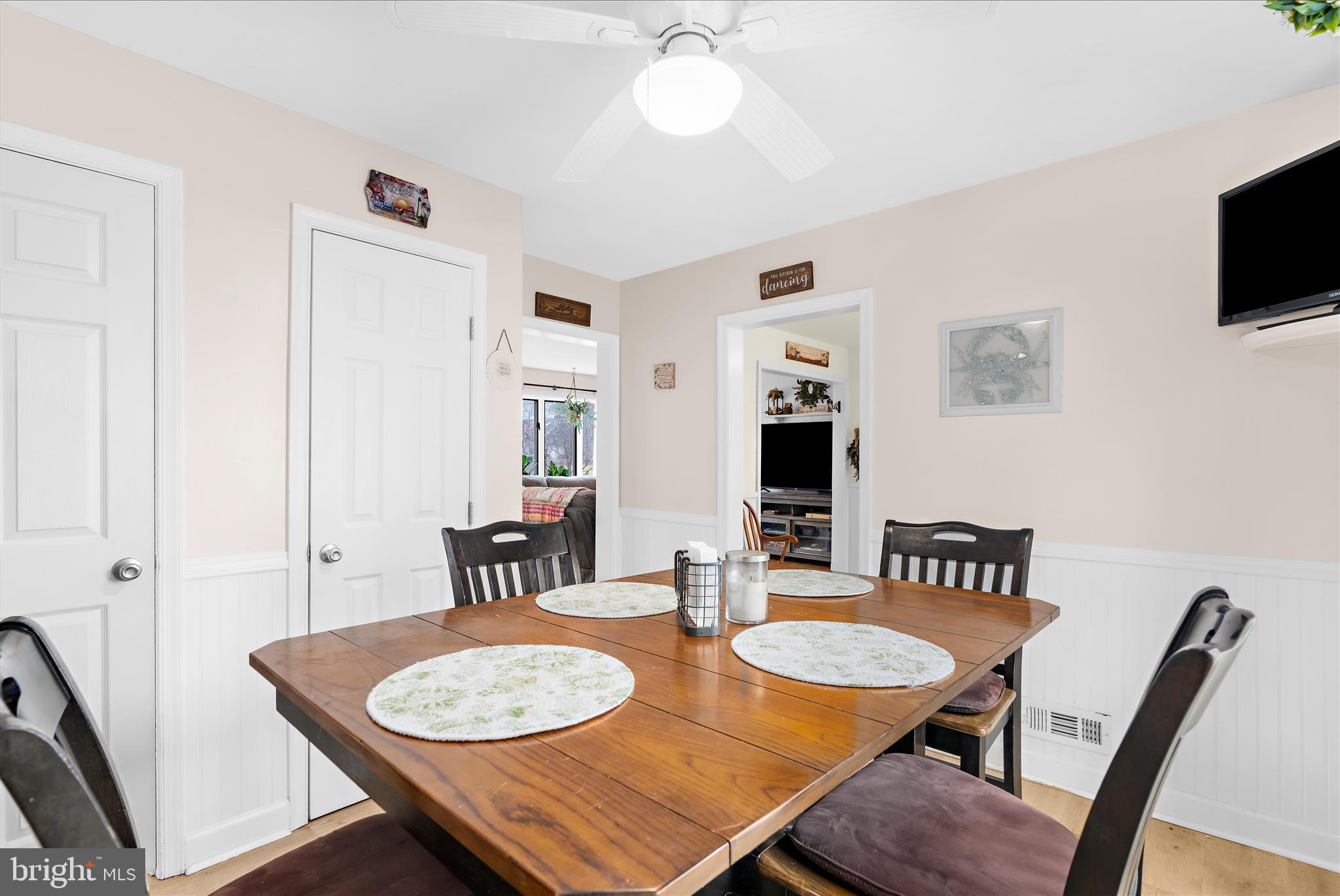 7803 Linthicum Road Pasadena, MD 21122 - Photo 17 of 80