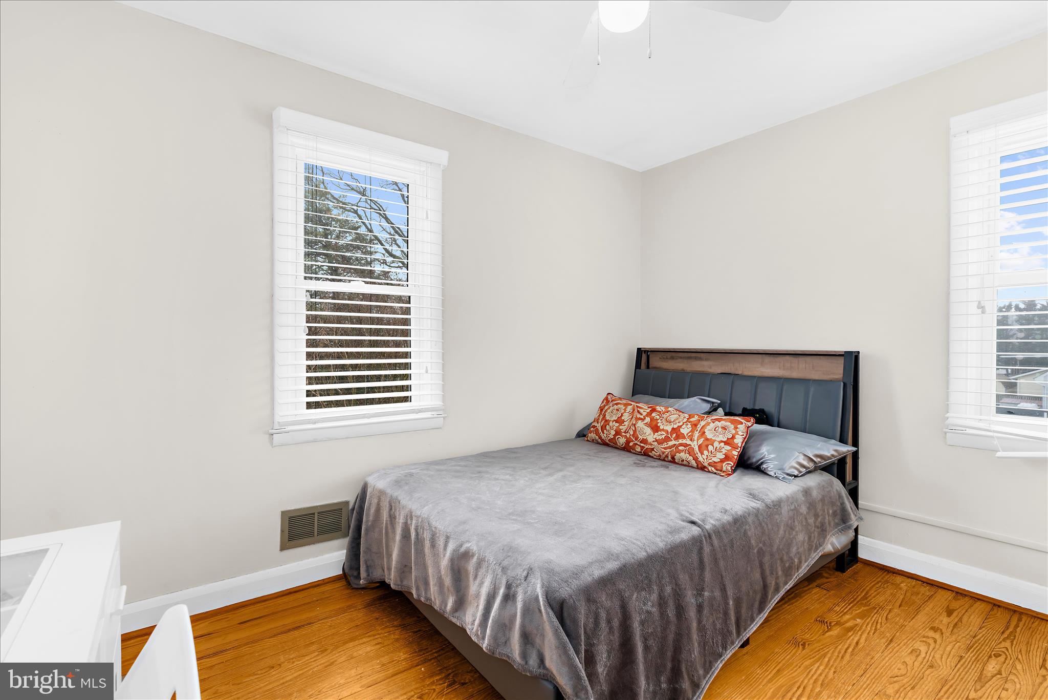 7803 Linthicum Road Pasadena, MD 21122 - Photo 36 of 80