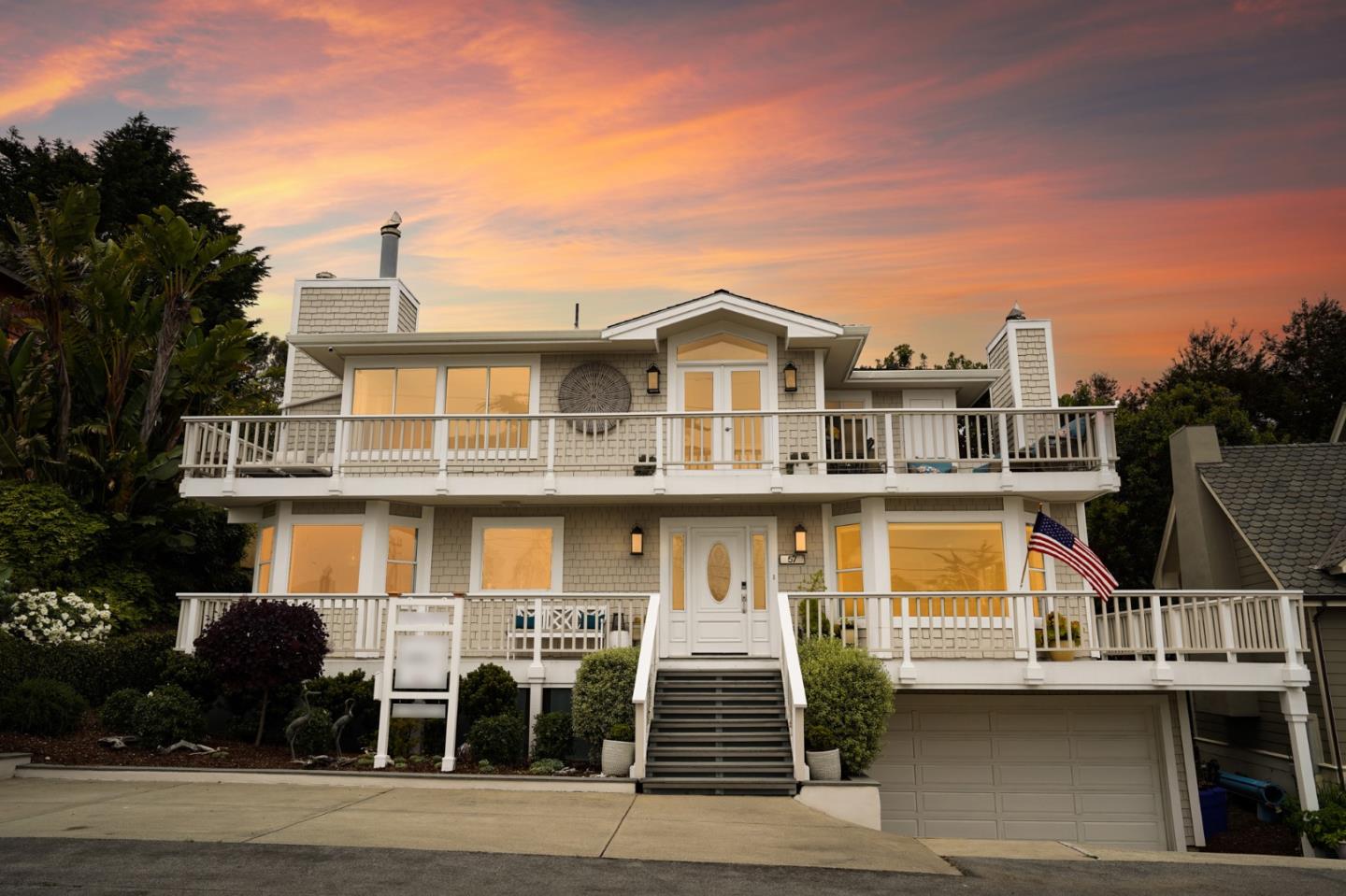 a view of a large building