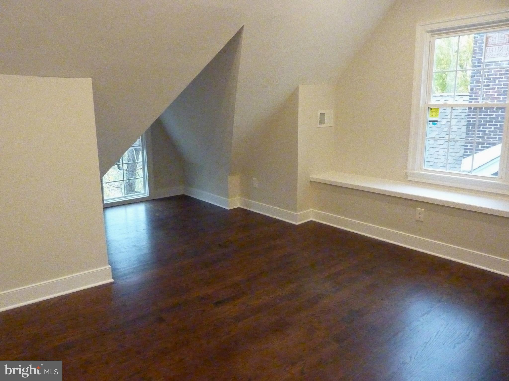 79 Jefferson Road Princeton, NJ 08540 - Photo 15 of 17 3rd floor offers large room and a full bath
