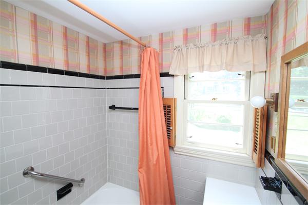 20 Ridge Road Marblehead, MA 01945 - Photo 11 of 20 Gallery Image 11