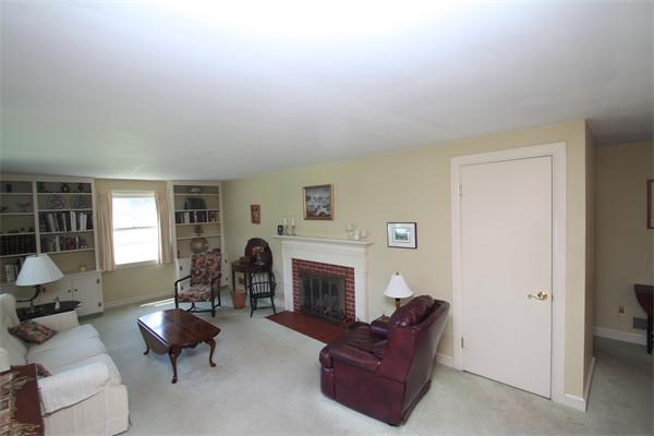20 Ridge Road Marblehead, MA 01945 - Photo 5 of 20 Gallery Image 5