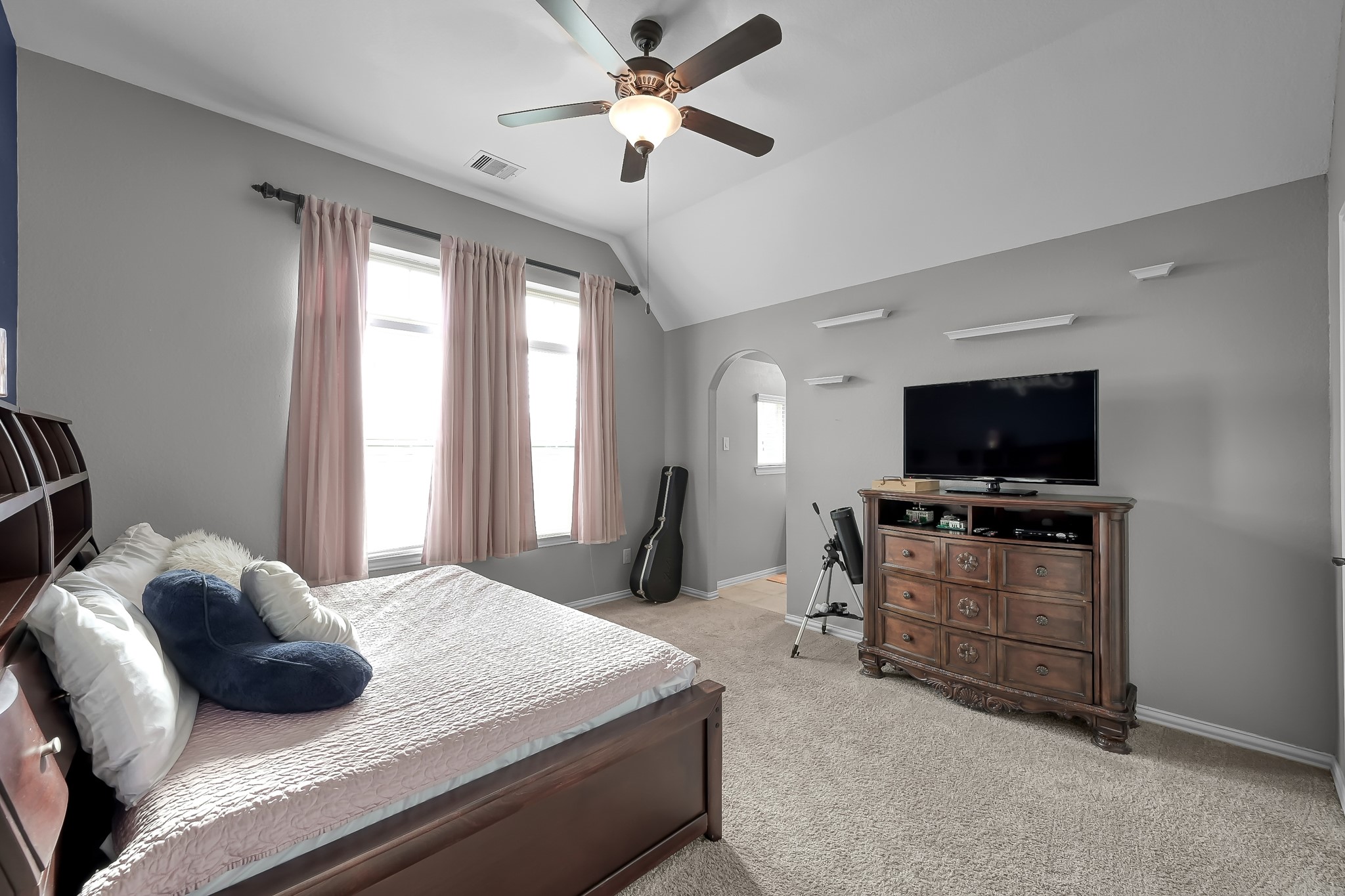 21926 Shamion Court Spring, TX 77379 - Photo 34 of 50 2nd large bedroom upstairs.