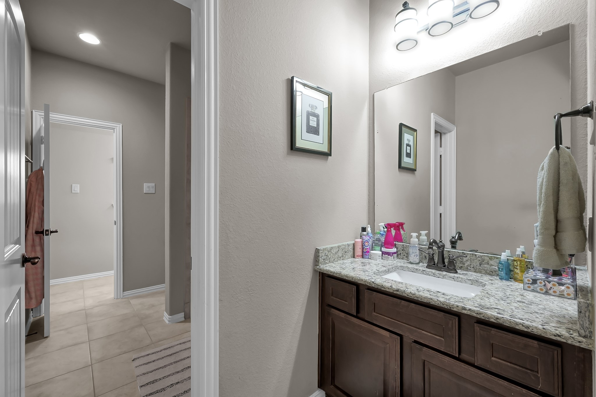 21926 Shamion Court Spring, TX 77379 - Photo 37 of 50 Jack and Jill sinks with granite countertops.