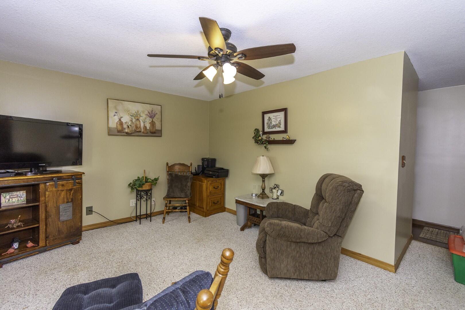 17993 Hiett Road Waynesfield, OH 45896 - Photo 7 of 42