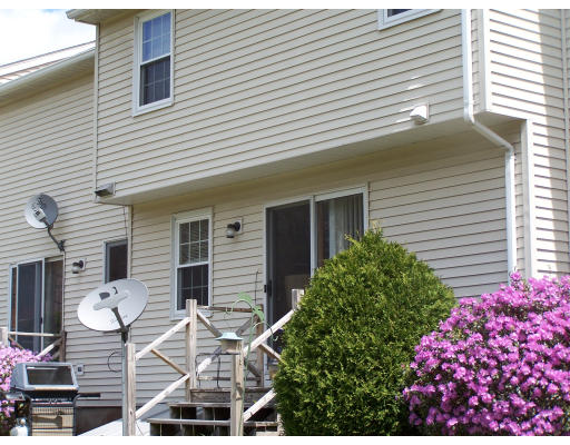 21 General Hobbs Road, Unit 2 Holden, MA 01522 - Photo 13 of 13 Gallery Image 13