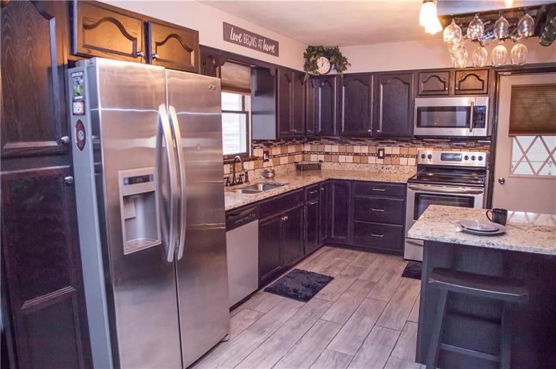 186 Tony Row Road Star Junction, PA 15482 - Photo 2 of 25