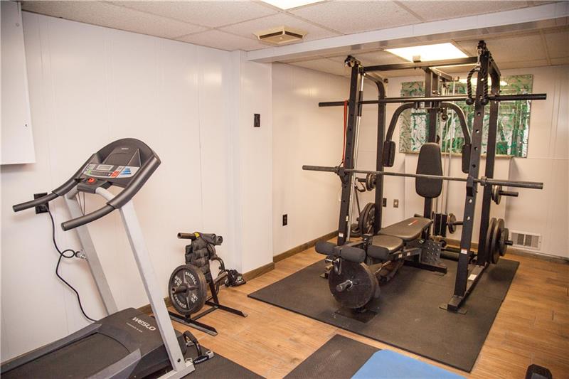 186 Tony Row Road Star Junction, PA 15482 - Photo 17 of 25