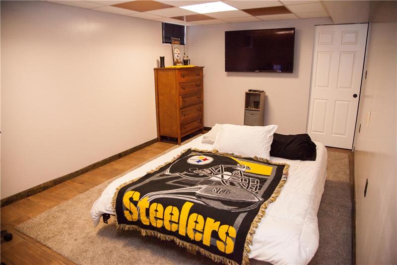 186 Tony Row Road Star Junction, PA 15482 - Photo 19 of 25