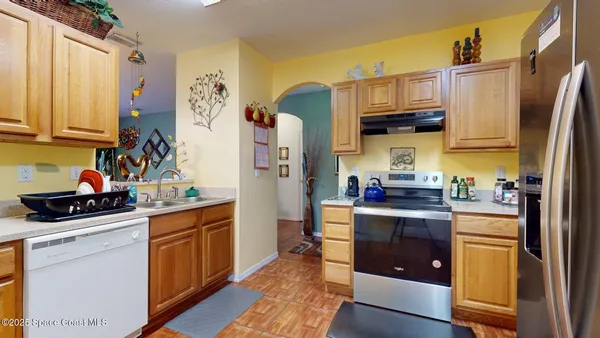 $1,600 | 824 Temple Street, Cocoa, FL 32922