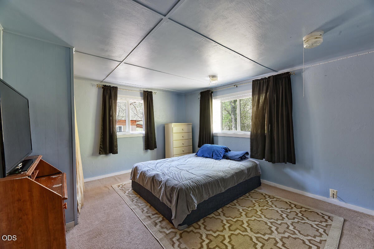 3919 Little Applegate Road Jacksonville, OR 97530 - Photo 12 of 38 Gallery Image 12