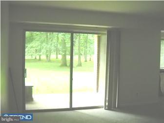129-1 Echelon Road Voorhees, NJ 08043 - Photo 5 of 8 Living Room