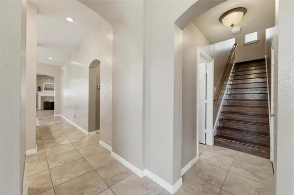 $519,000 | 1211 Golf Club Drive, Lantana, TX 76226