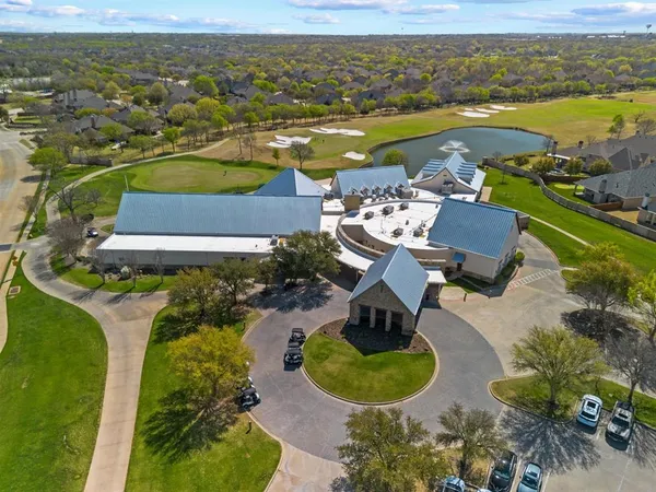 $519,000 | 1211 Golf Club Drive, Lantana, TX 76226