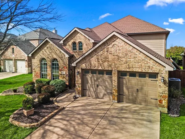 $519,000 | 1211 Golf Club Drive, Lantana, TX 76226