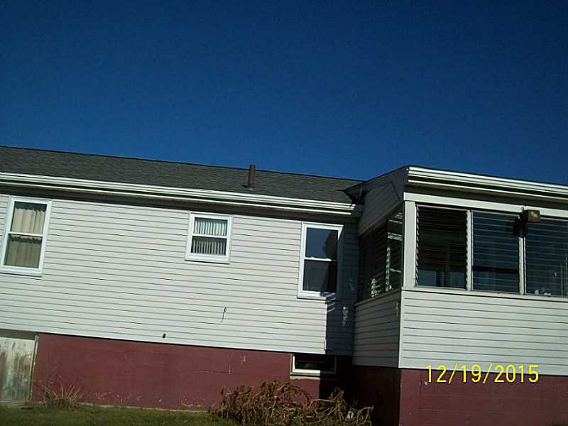 19 Merritt Road East Providence, RI 02915 - Photo 3 of 11 Exterior Back.