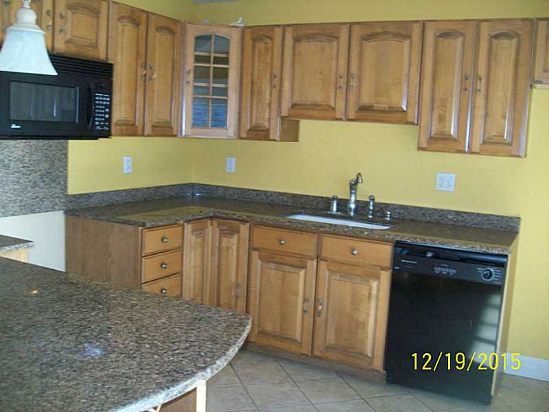 19 Merritt Road East Providence, RI 02915 - Photo 5 of 11 Kitchen.