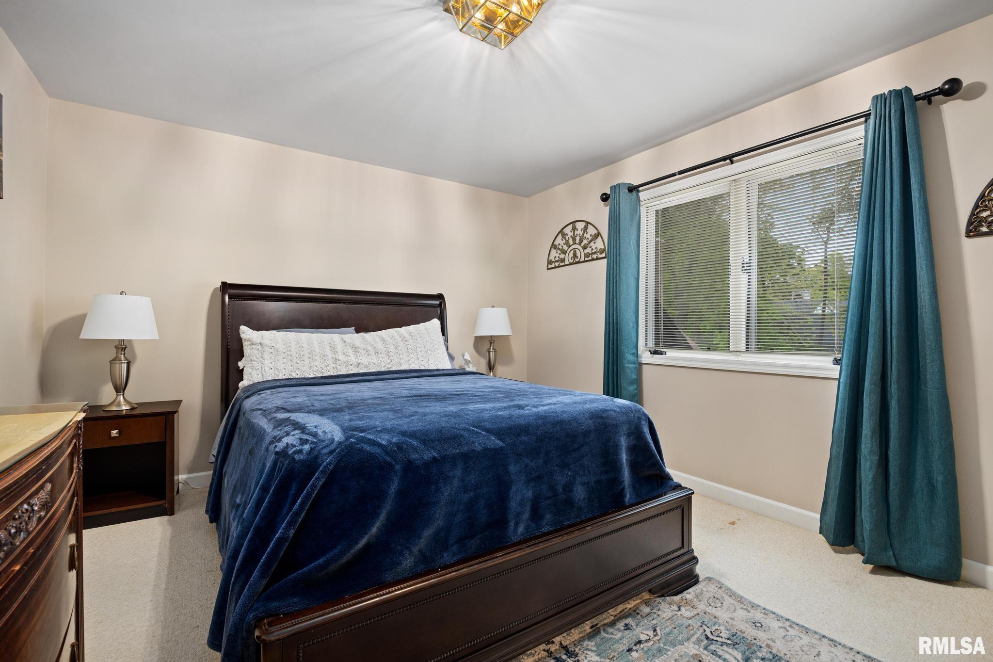 609 West Ravinwoods Road Peoria, IL 61615 - Photo 25 of 40