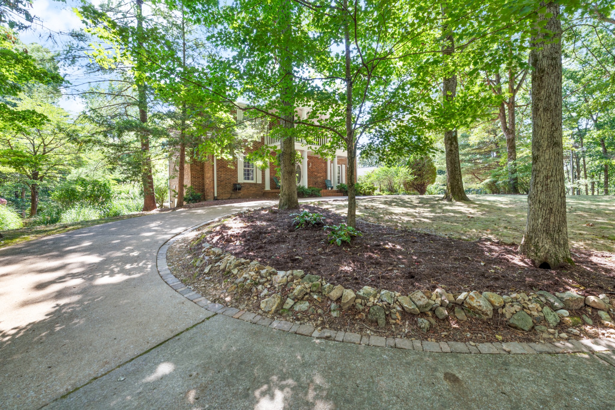 7422 Indian Creek Road McEwen, TN 37101 - Photo 4 of 71 a front view of a house with a tree