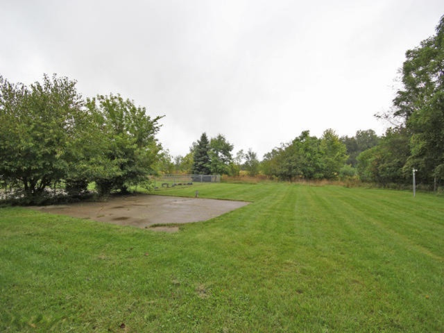 46304 Cr 352 Street Decatur, MI 49045 - Photo 4 of 16 263-442431-rear yard area to the west
