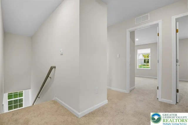 $3,200 | 242 Winding Road, Easton, PA 18040