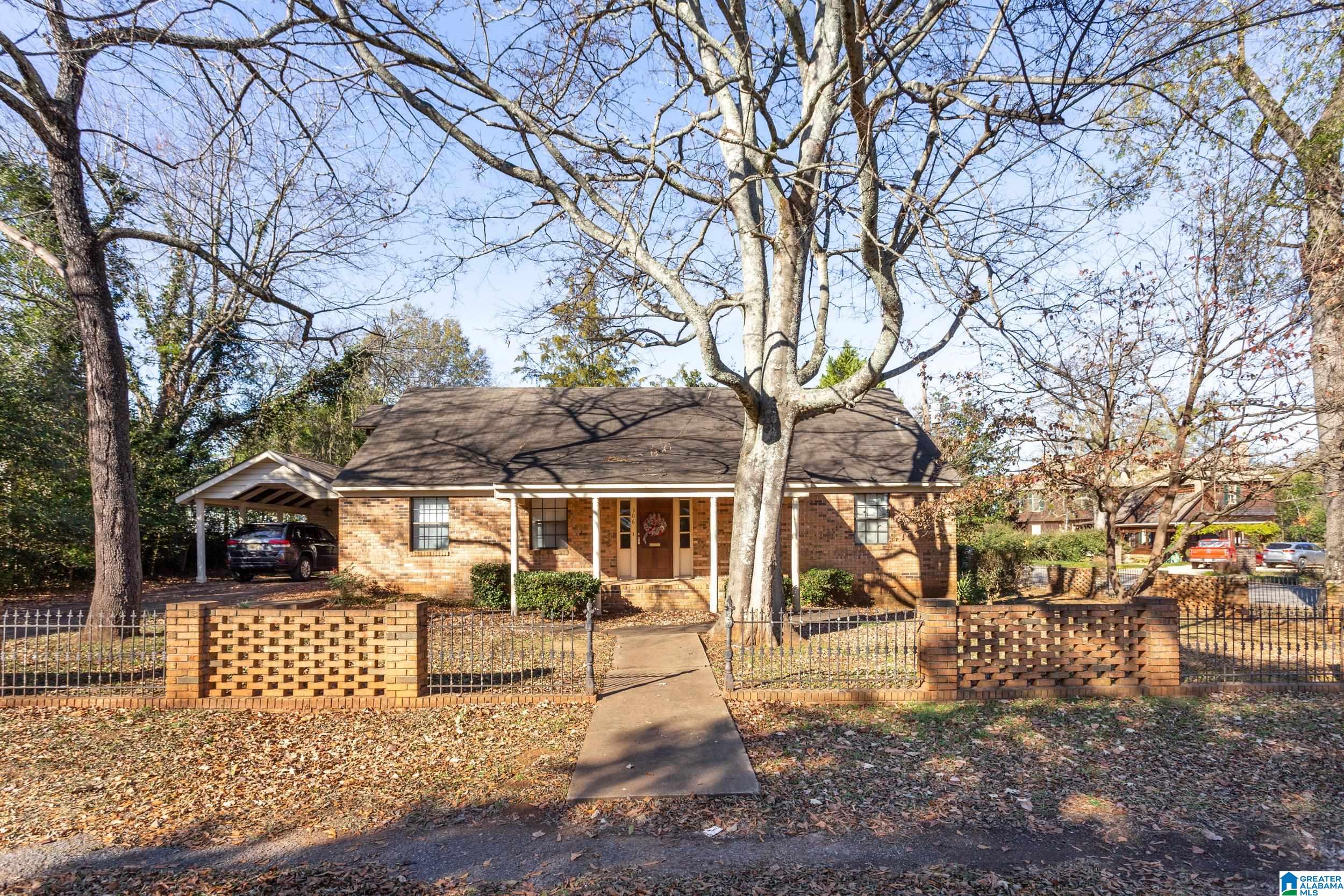 306 Oak Street Talladega, AL 35160 - Photo 1 of 18
