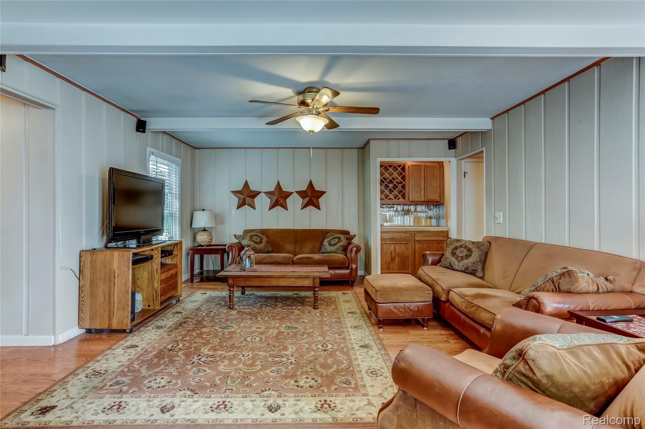 2496 Wickfield Road West Bloomfield, MI 48323 - Photo 16 of 32 2496 Wickfield Road, West Bloomfield Township, MI-18-FULL.jpg