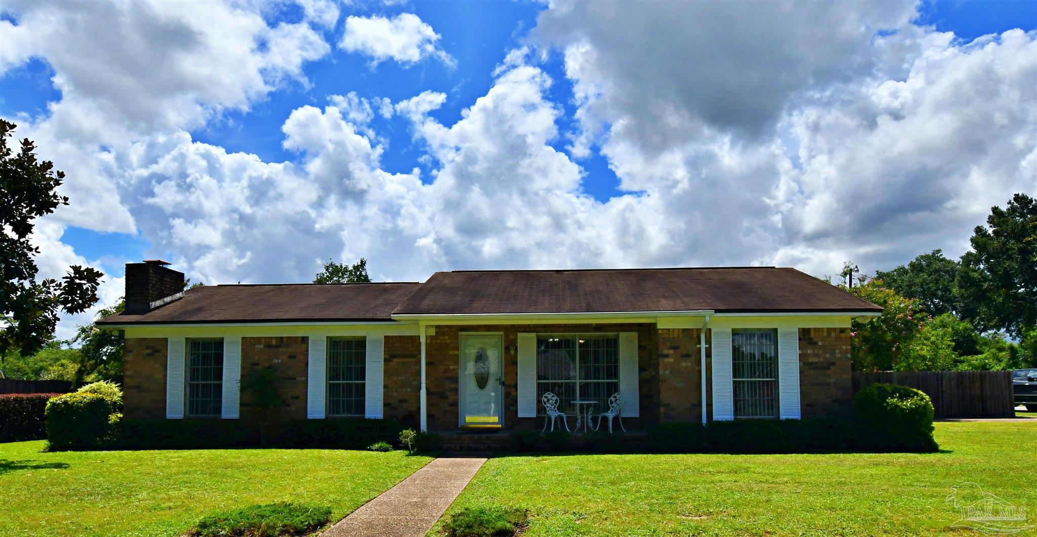 4297 Sea Port Road Milton, FL 32571 - Photo 1 of 16