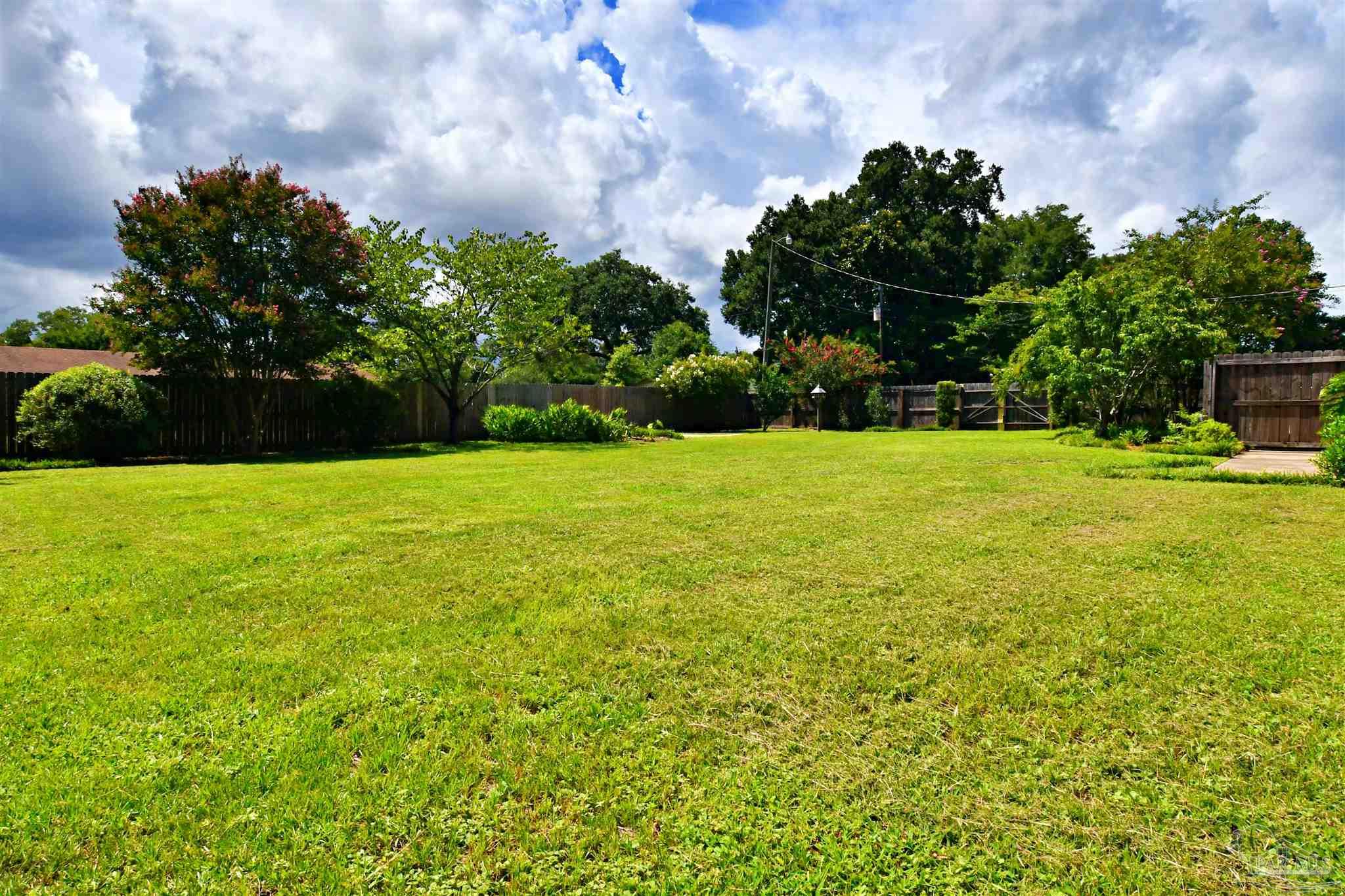 4297 Sea Port Road Milton, FL 32571 - Photo 15 of 16