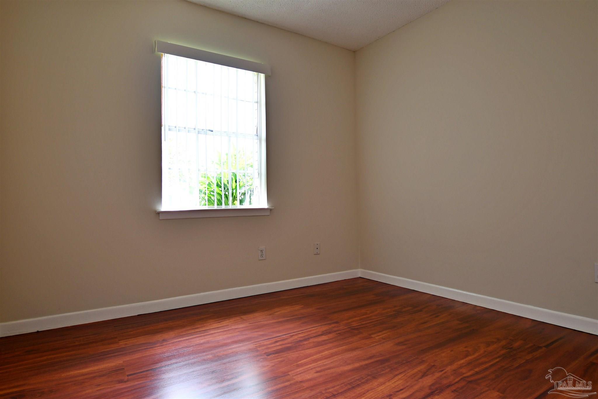 4297 Sea Port Road Milton, FL 32571 - Photo 9 of 16