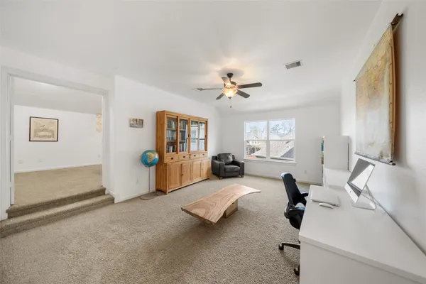 $965,000 | 26 Verdin Place, The Woodlands, TX 77389