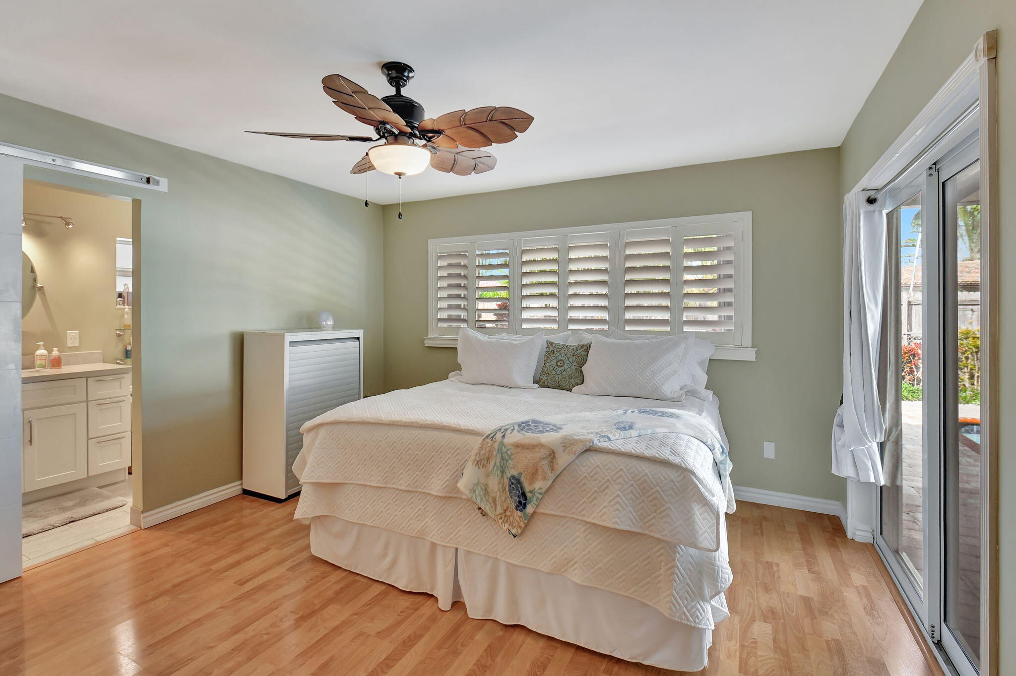 869 Northwest 6th Terrace Boca Raton, FL 33486 - Photo 21 of 45 Owners Suite