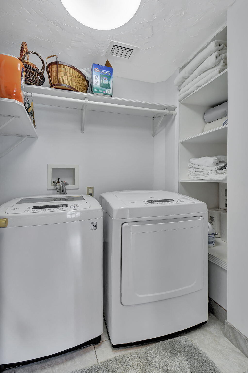 869 Northwest 6th Terrace Boca Raton, FL 33486 - Photo 32 of 45 Laundry Room