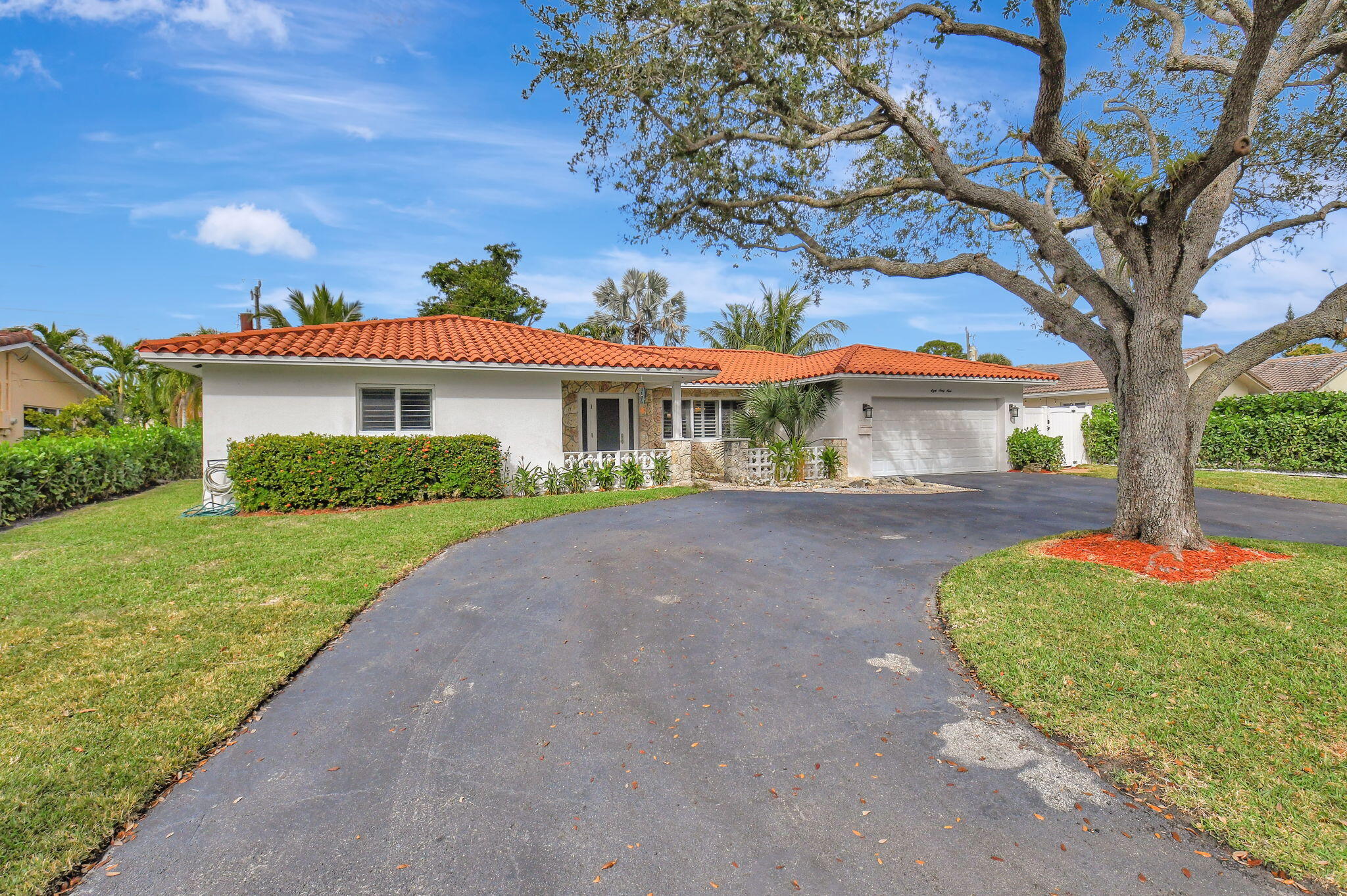 869 Northwest 6th Terrace Boca Raton, FL 33486 - Photo 4 of 45 Exterior Front