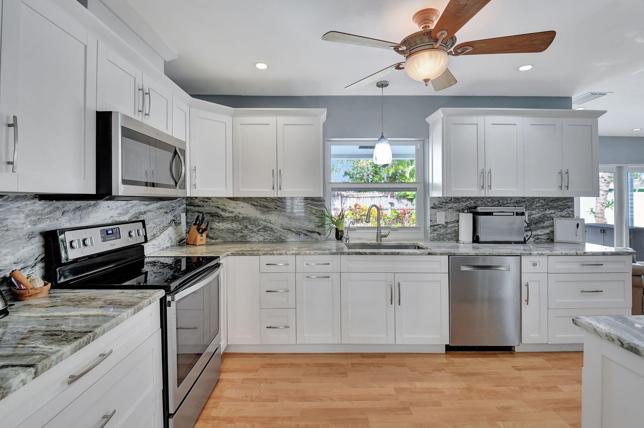 869 Northwest 6th Terrace Boca Raton, FL 33486 - Photo 9 of 45 Kitchen