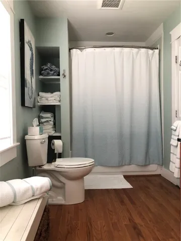 $2,800 | 12 Hillside Avenue, Newport, RI 02840