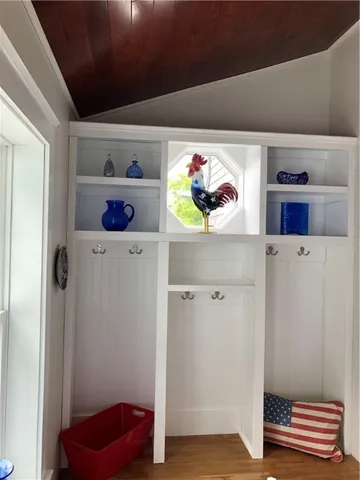 $2,800 | 12 Hillside Avenue, Newport, RI 02840