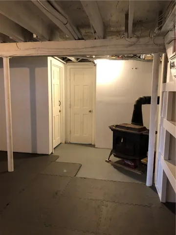 $2,800 | 12 Hillside Avenue, Newport, RI 02840