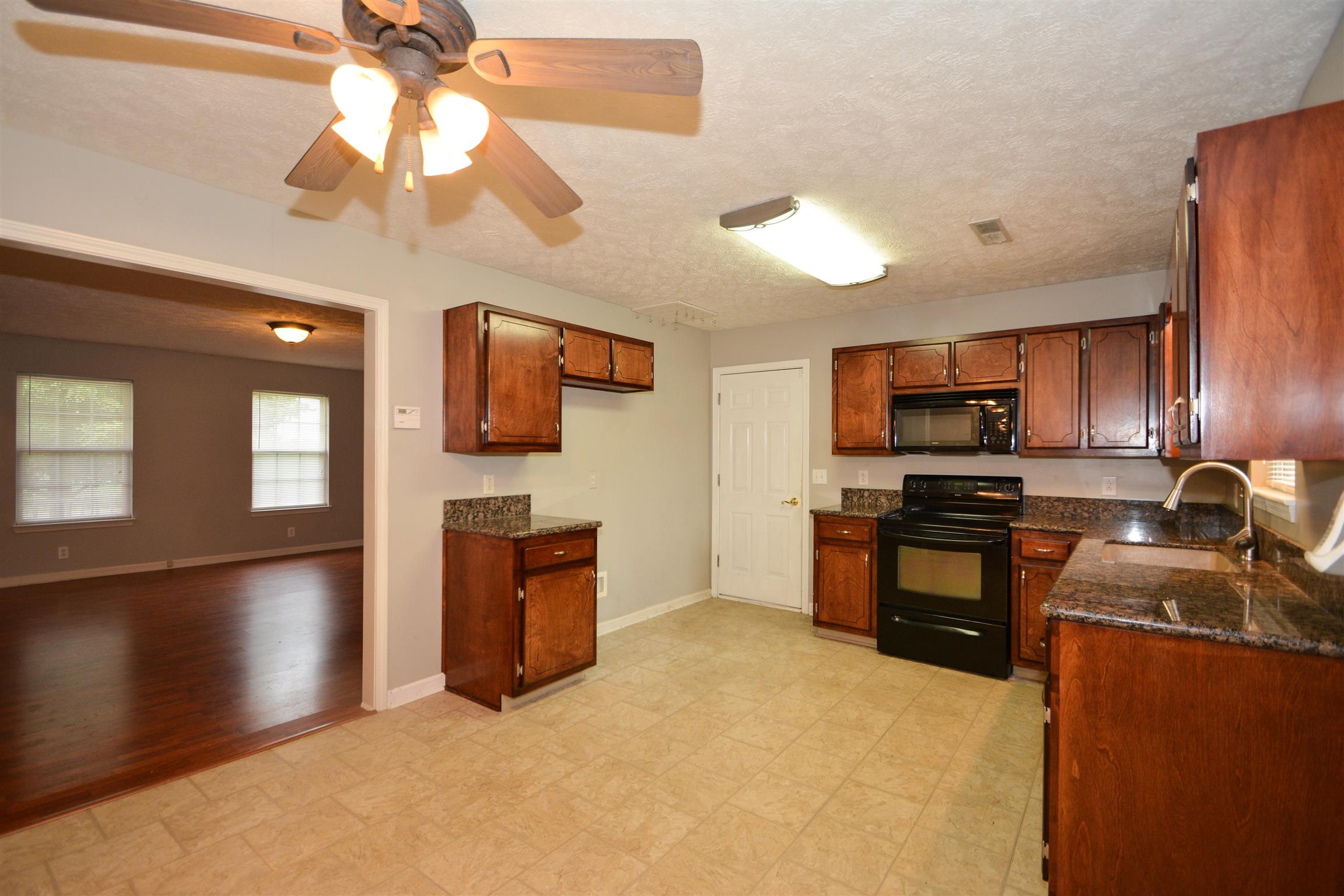 4195 Blackman Road Murfreesboro, TN 37129 - Photo 11 of 30 Gallery Image 11
