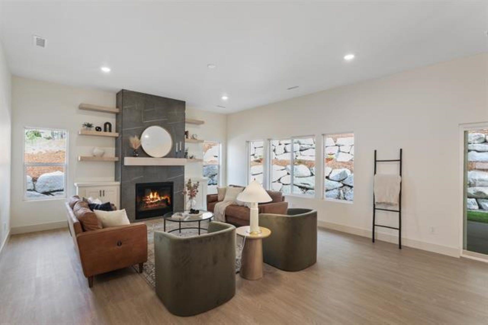 7612 North Cedar Road Spokane, WA 99208 - Photo 3 of 15