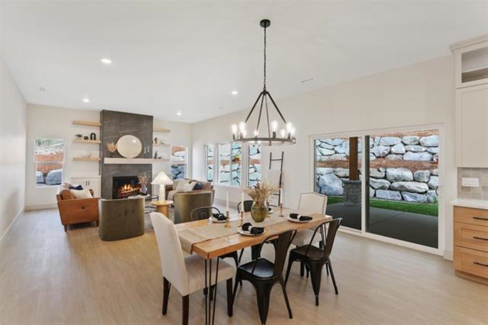 7612 North Cedar Road Spokane, WA 99208 - Photo 4 of 15