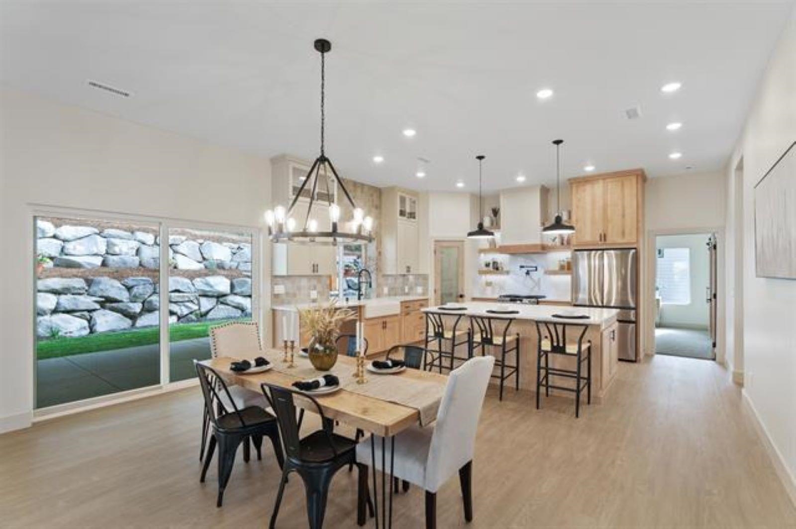 7612 North Cedar Road Spokane, WA 99208 - Photo 5 of 15