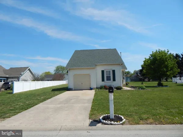 $319,900 | 207 Sheffield Drive, Dover, DE 19901