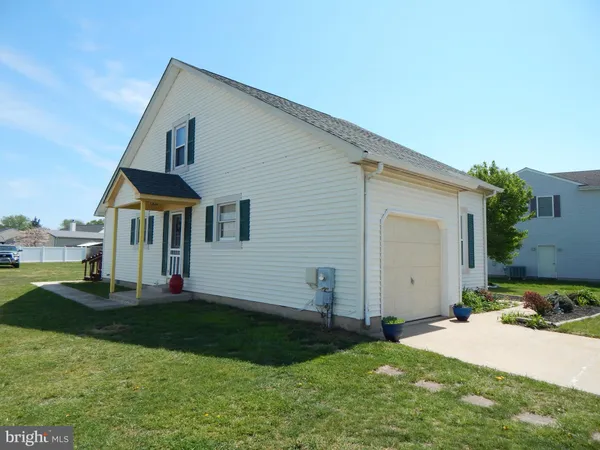 $319,900 | 207 Sheffield Drive, Dover, DE 19901