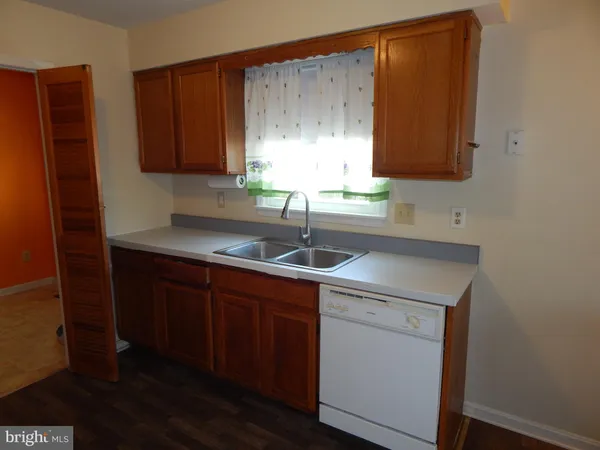 $319,900 | 207 Sheffield Drive, Dover, DE 19901