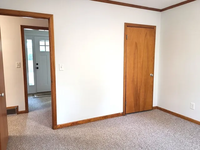 $2,850 | 159 Lake Street, Unit 1, Weymouth, MA 02189